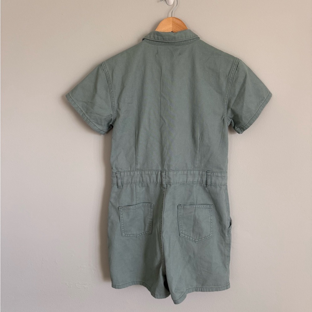NWT Lioness Short Sleeve Khaki Green Romper - Picture 6 of 9